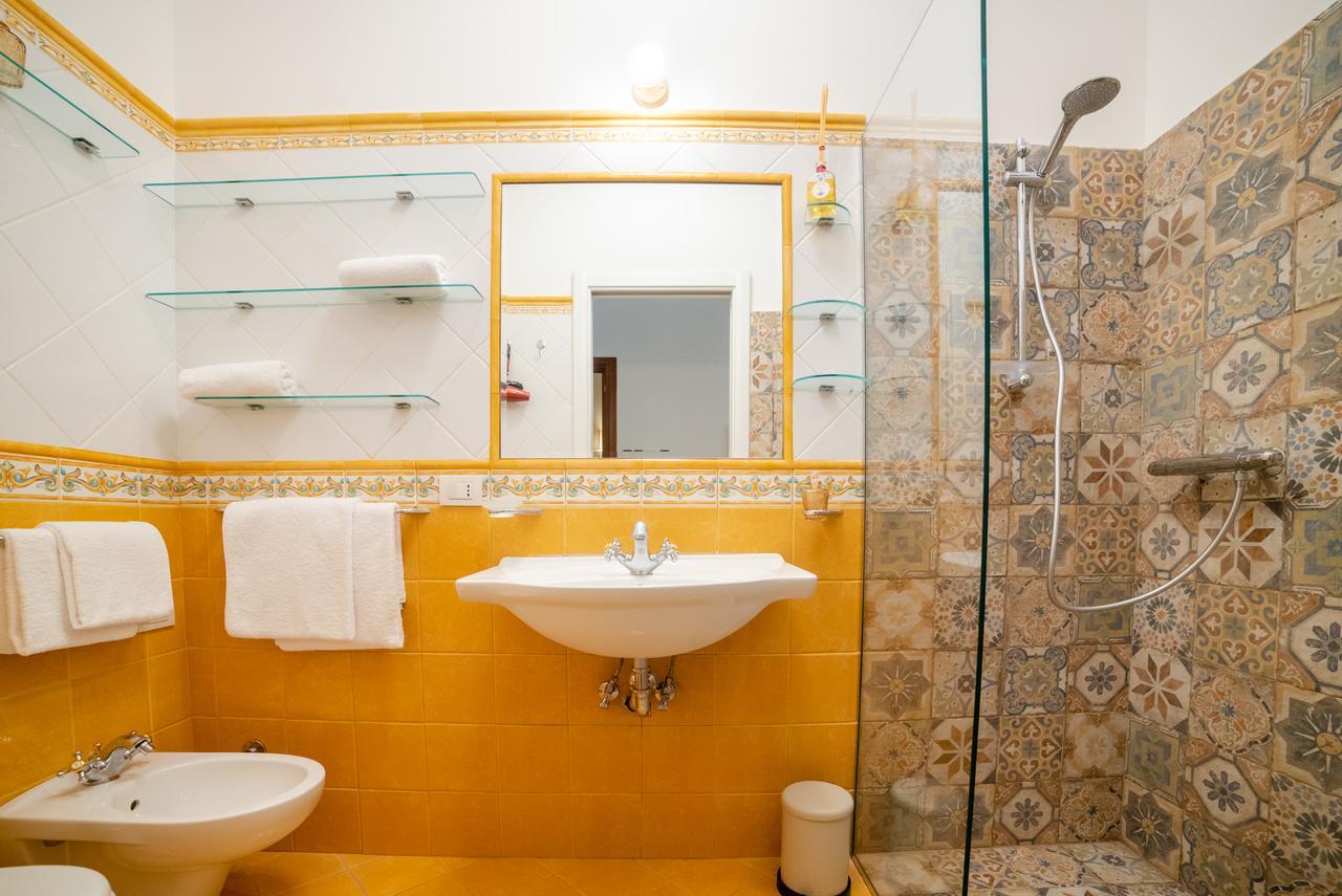 Vilagos Apartments & Loft Таорміна Екстер'єр фото