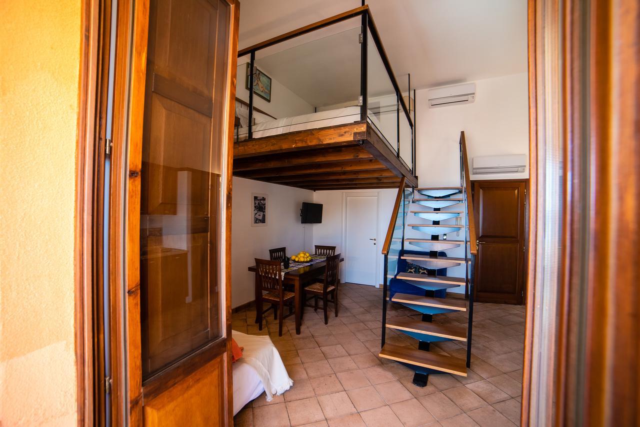 Vilagos Apartments & Loft Таорміна Екстер'єр фото